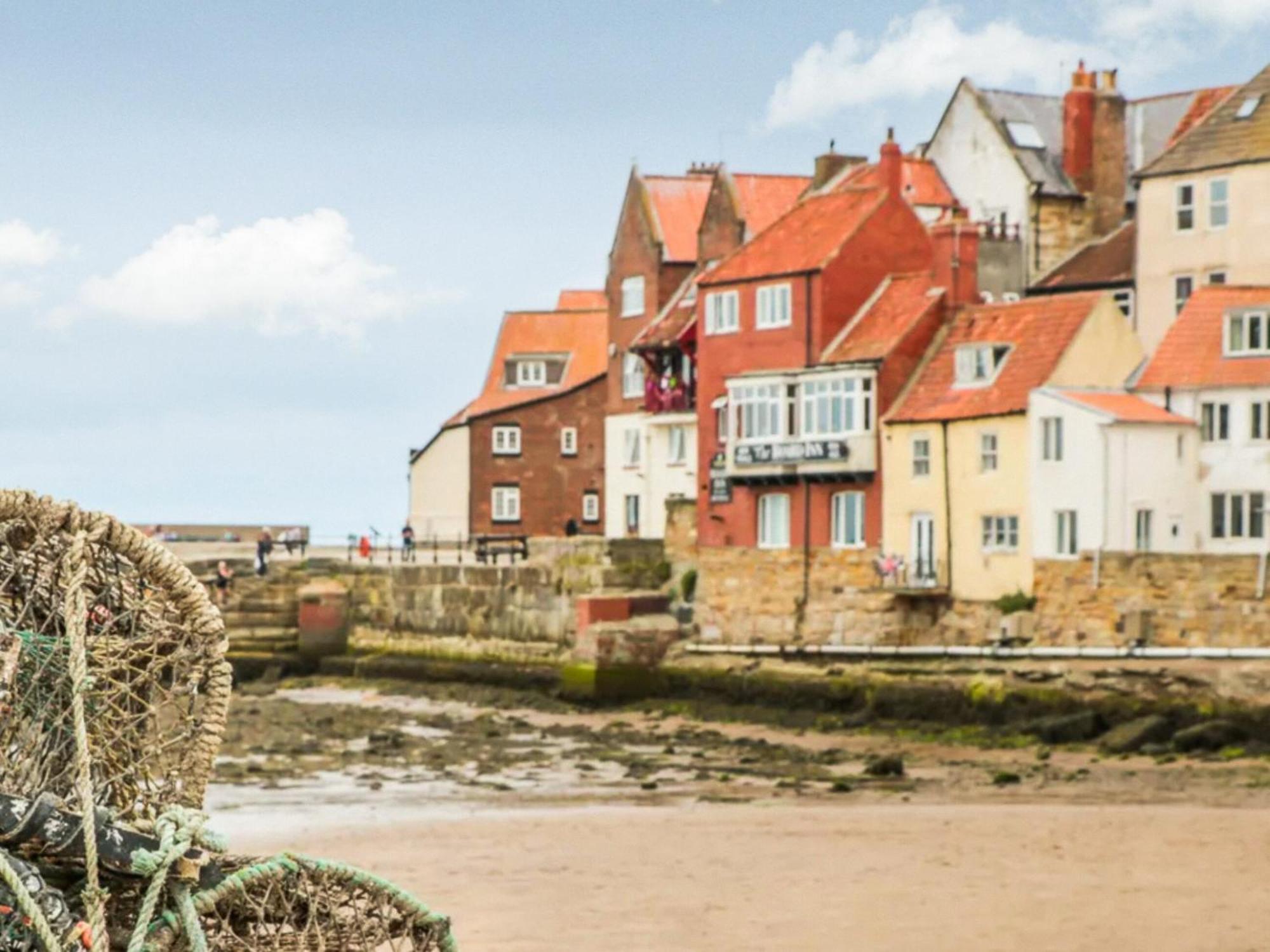 Whitby Sands Ngoại thất bức ảnh