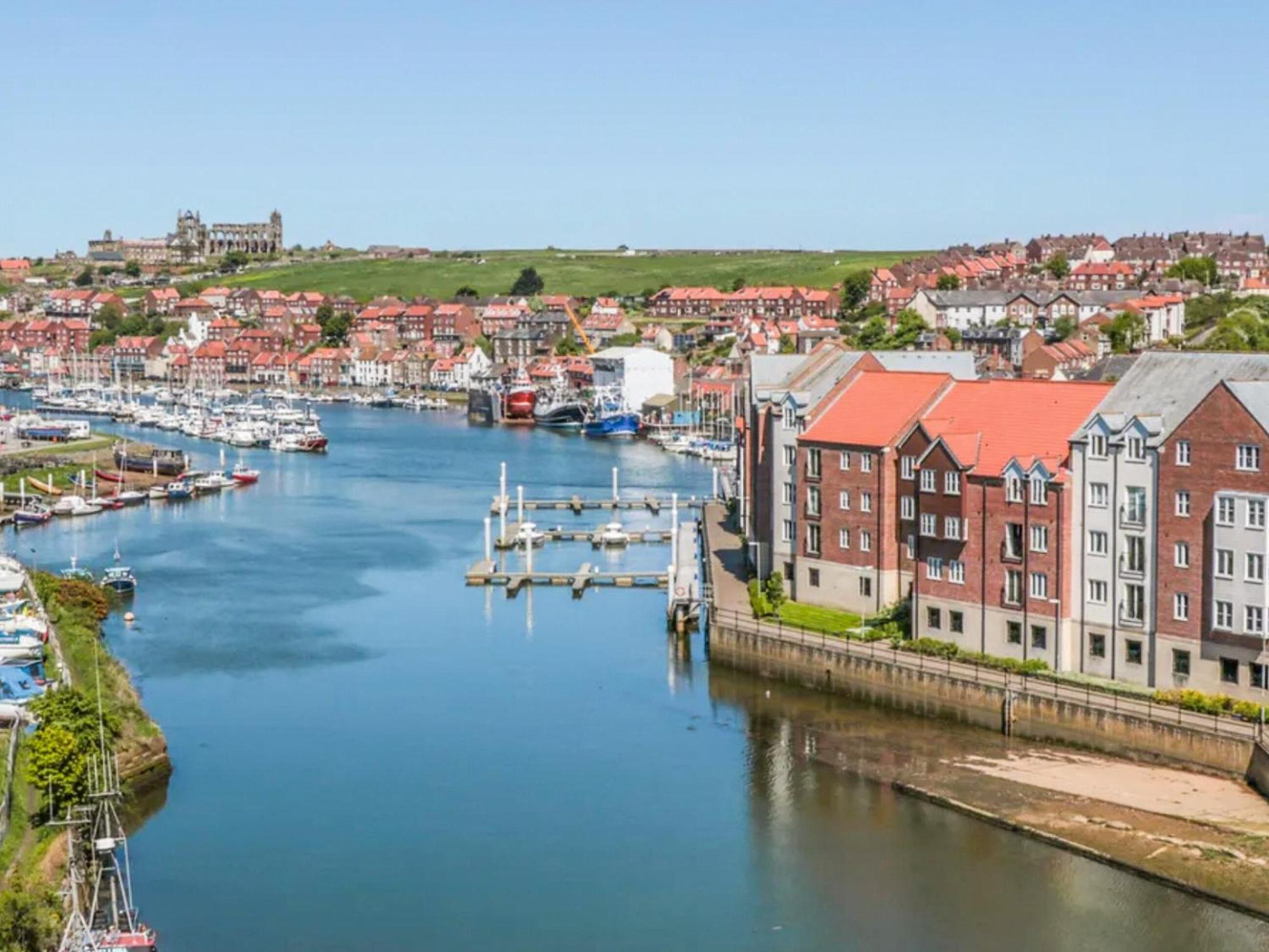 Whitby Sands Ngoại thất bức ảnh